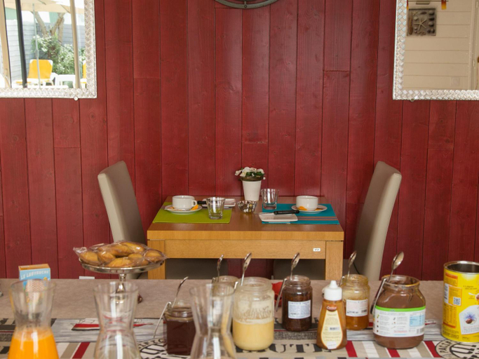 Others 2, Locations de Vacances Le Clos Rhea, Charente-Maritime