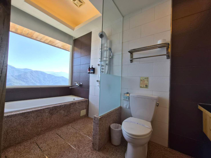 Bathroom 5, cingjing longzhuang holiday villa, Nantou