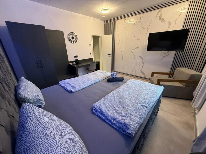 Bedroom 3, All In, Oberhausen