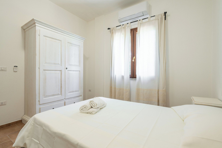 Room 4, AffittaSardegna - Trilo Euforbia, Nuoro