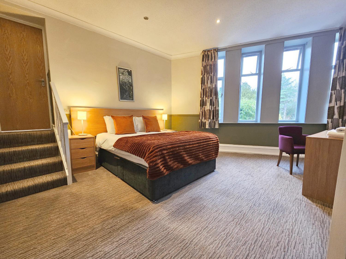 Bedroom 2, The Derwent Manor Apartments, Cumbria