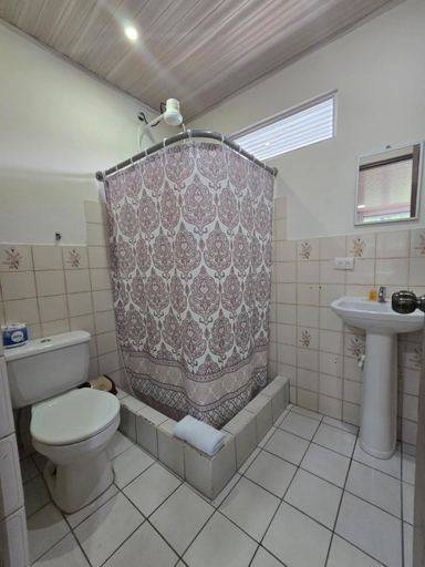 Bathroom, Hotel Don Fito, Golfito