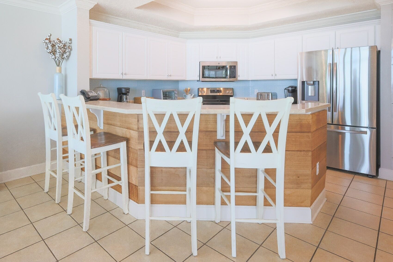 Private kitchen 2, Phoenix West 1606 3 Bedroom Condo, Baldwin
