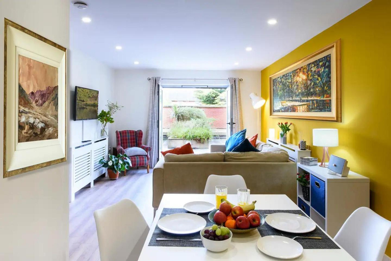 Others 4, Luxury City Apartment Underground Parking 5*, Belfast