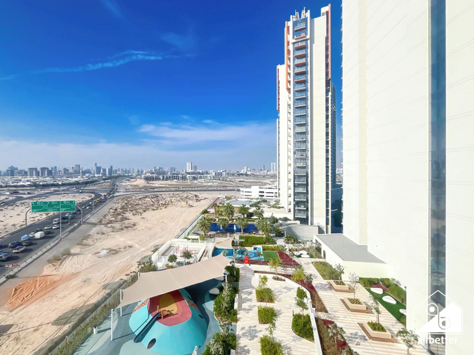 Interior 5, Modern 2BR Haven in Golf Gate Pool & Gym Access, Dubai