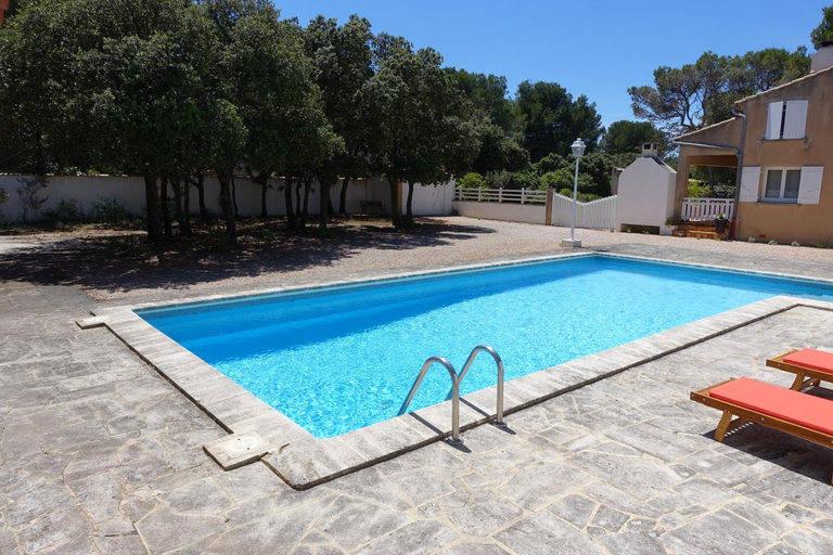 Sport & Beauty 3, Chambre dans maison provencale avec piscine, Vaucluse