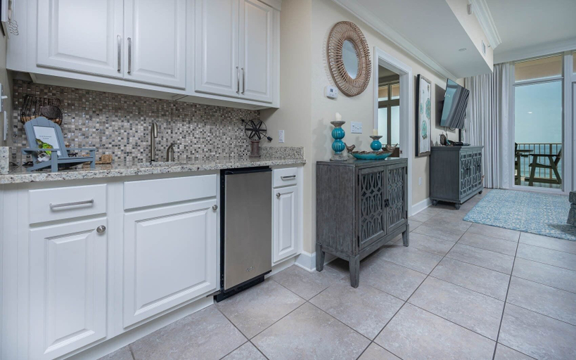 Private kitchen 2, Phoenix Gulf Shores 702 3 Bedroom Condo, Baldwin
