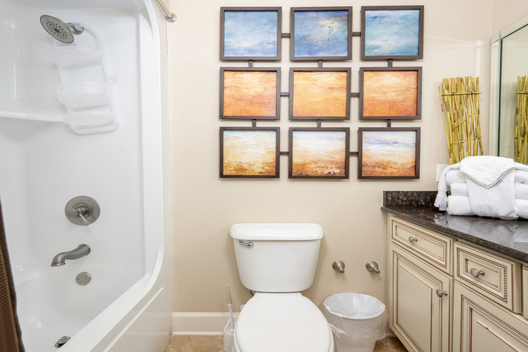 Bathroom 4, Phoenix West 2209 4 Bedroom Condo, Baldwin