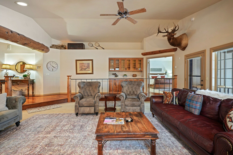 Living area 3, 20 Red Cedar 3 Bedroom Home, Deschutes