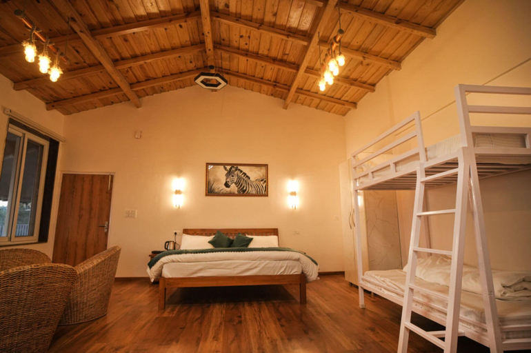 Room 1, OMAYA VISTA, Nainital