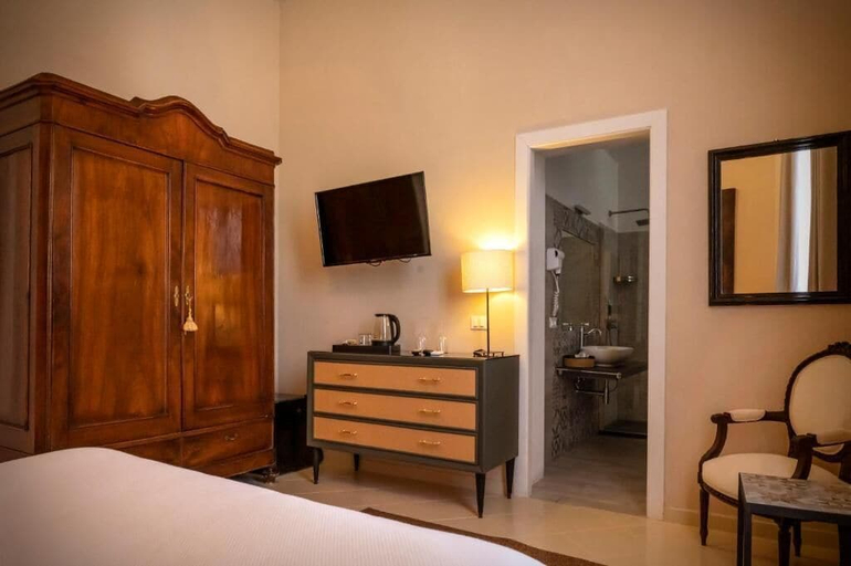 Room 2, aria boutique hotel, Syracuse