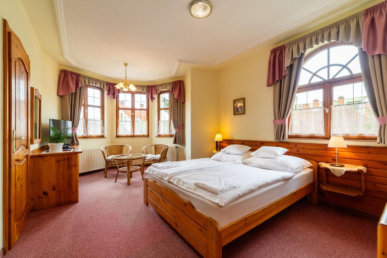 Bedroom 3, Hajdu Kastely Hotel, Hajdúszoboszló