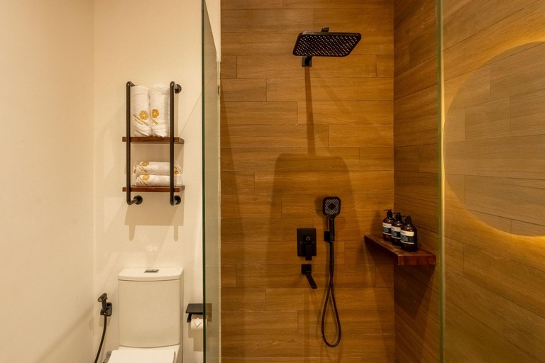 Bathroom 2, Palmero Suites, Gianyar