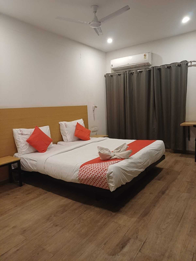 Room 5, Motel Rajadani Residency, Ranga Reddy