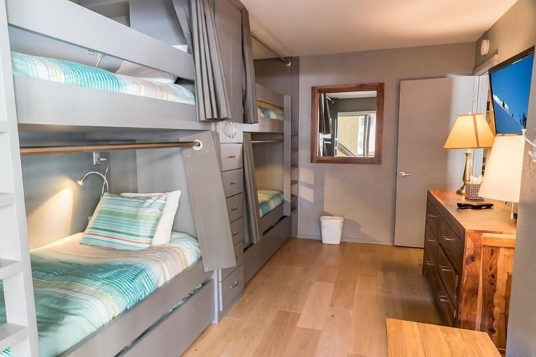 Room 5, Lionshead Arcade with Fireplace & Close to Gondola by RedAwning, Eagle