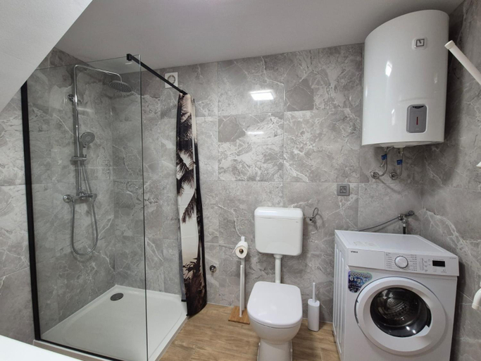 2, Apartman Meghan, Pula
