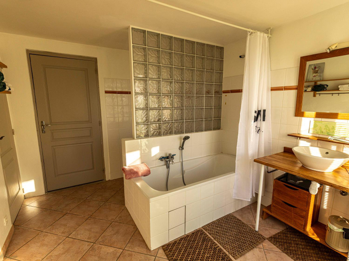 Bathroom 3, la maison du Vial, Alpes-Maritimes