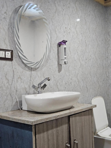 Bathroom 3, Welina Shree Hotel, Garhwal