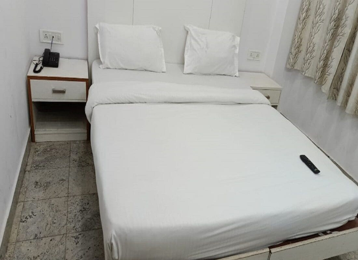 Bedroom 5, Hotel TJS Grand, Delhi
