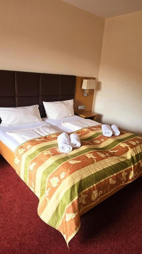 Room 2, ALEMBRA - Hotel zur Moselbrücke, Trier-Saarburg