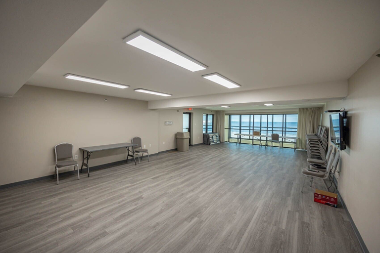 Meeting facility, Phoenix Iii 3001 2 Bedroom Condo, Baldwin