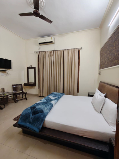 Room 5, Hotel Downtown Kangra, Kangra