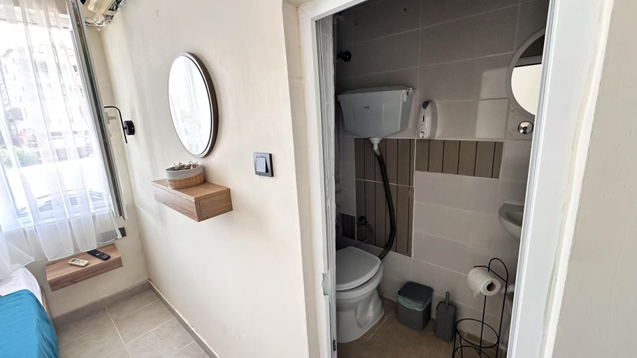 Bathroom, Minik Bi Otel, Erdek