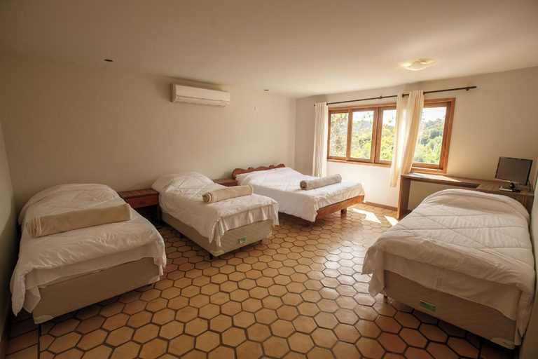 Bedroom 2, Lendas do Capao Pousada, Palmeiras