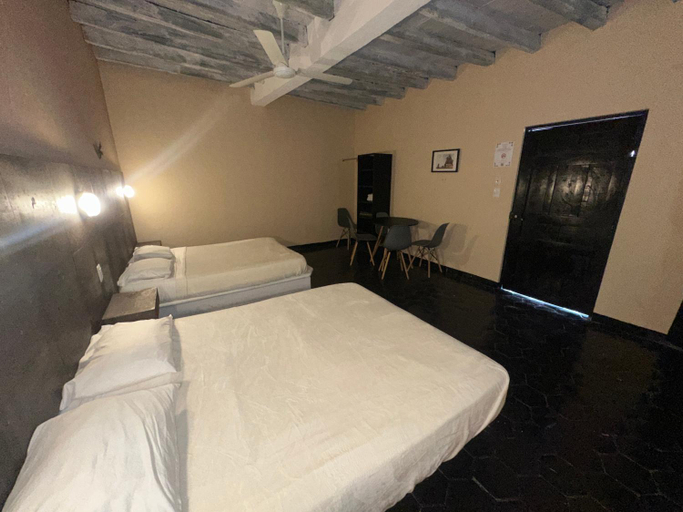 Bedroom 2, La Casa del Mercado, Allende