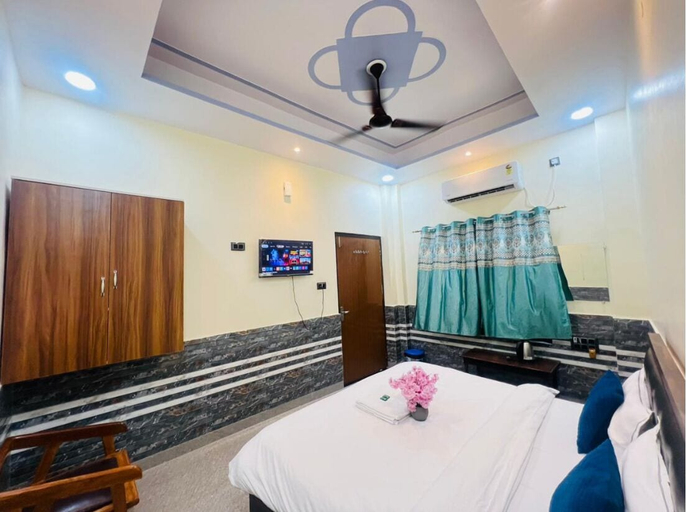 Room 5, Gitanshi Palace, Faizabad