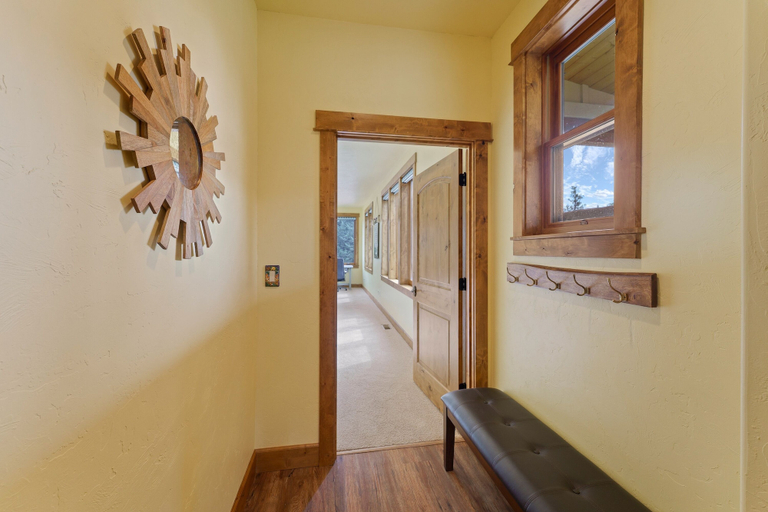 Interior 5, High Lowe 4 Bedroom Home, Deschutes