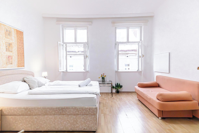 Room 3, Budget City Stay Ideal For Long Stay, Wien
