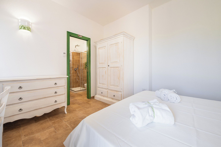 Room 5, AffittaSardegna - Euforbia Complex, Nuoro