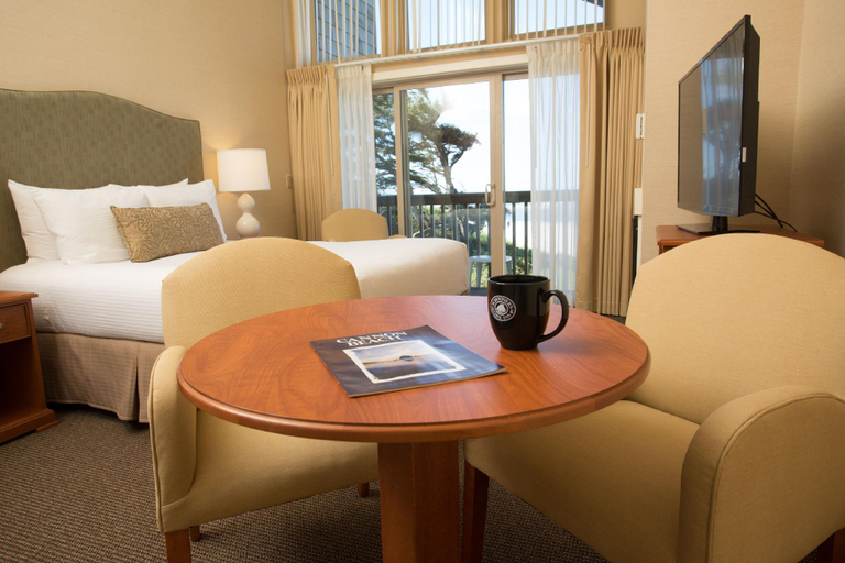 Bedroom 2, Schooner's Cove Inn, Clatsop