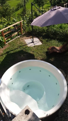 Outdoor spa tub, Casa21, Belluno