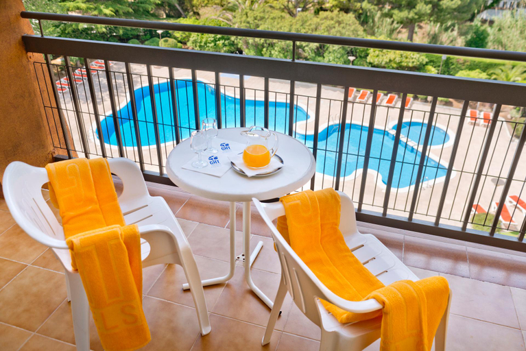 2, Aparthotel Tossa Park-formerly TUI Ferienhaus, Girona