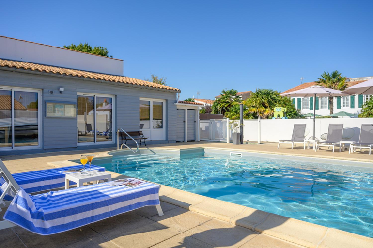 Others 4, Locations de Vacances Le Clos Rhea, Charente-Maritime