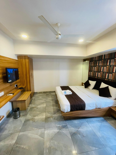 Bedroom 3, Hotel Vishala, Ahmadabad