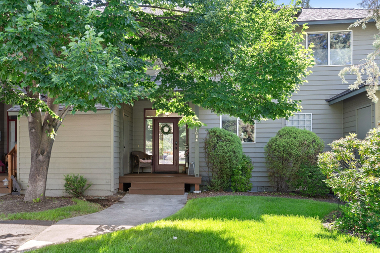 Exterior detail 2, Present Pheasant 2 Bedroom Home, Deschutes