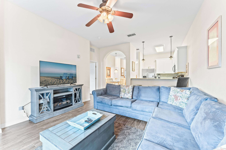 Primary image, Serenity at Bahama Bay For 8, Polk