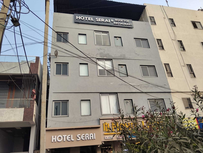 Exterior detail, Hotel Serai, Udaipur