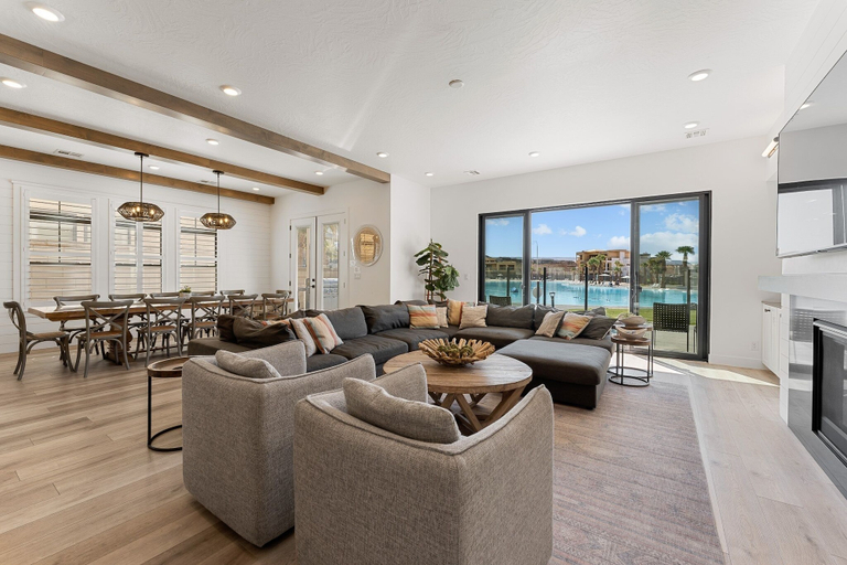 Living area 2, Sandy Beach Estate by RedAwning, Washington