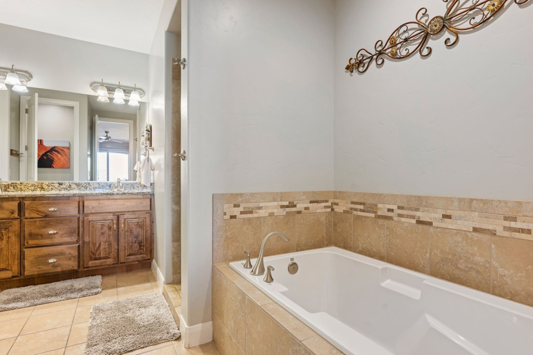 Bathroom 4, Views Over Coral Canyon by RedAwning, Washington