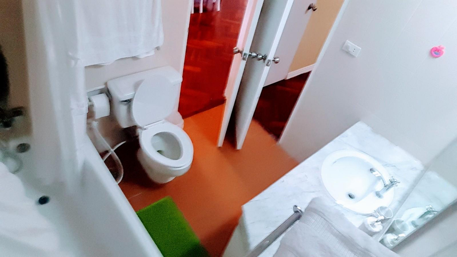 Bathroom 4, Sunshine Beach Condotel by Komtana, Sattahip