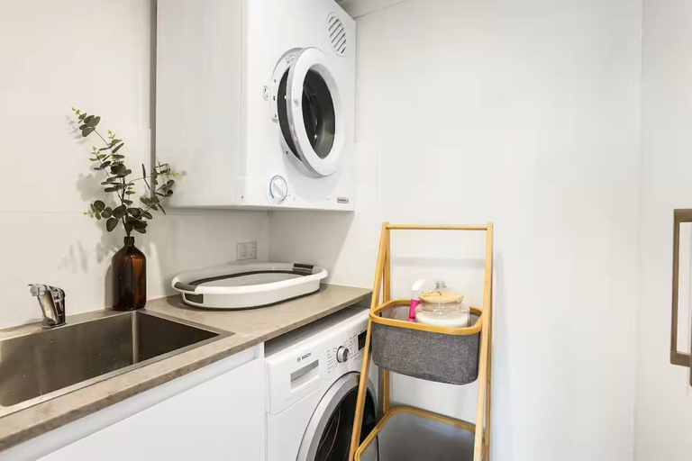 Bathroom 5, Beachfront Bliss in Surfers Paradise, Gold Coast
