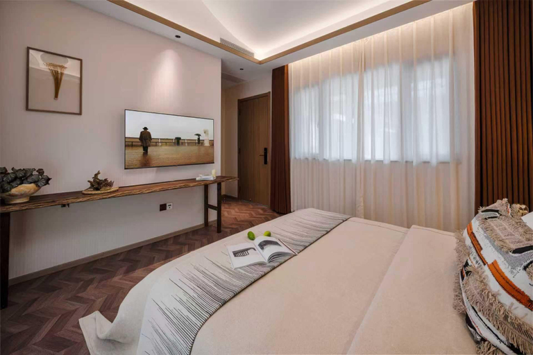 Room 5, Mountain Breeze, Dali Bai