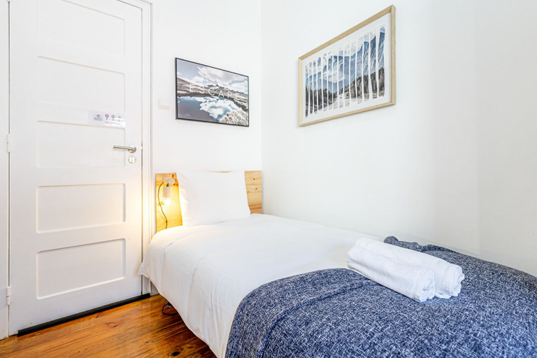 Room 4, April Square Guesthouse by Lisbon with Sintra, Amadora