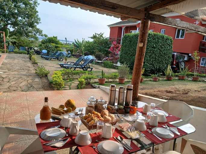 Food & Drinks 4, casa Luis, Água Grande