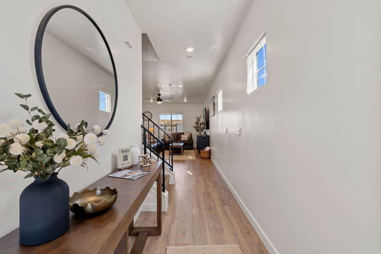 Interior 3, Sunseekers Escape 4 Bedroom Townhouse, Washington