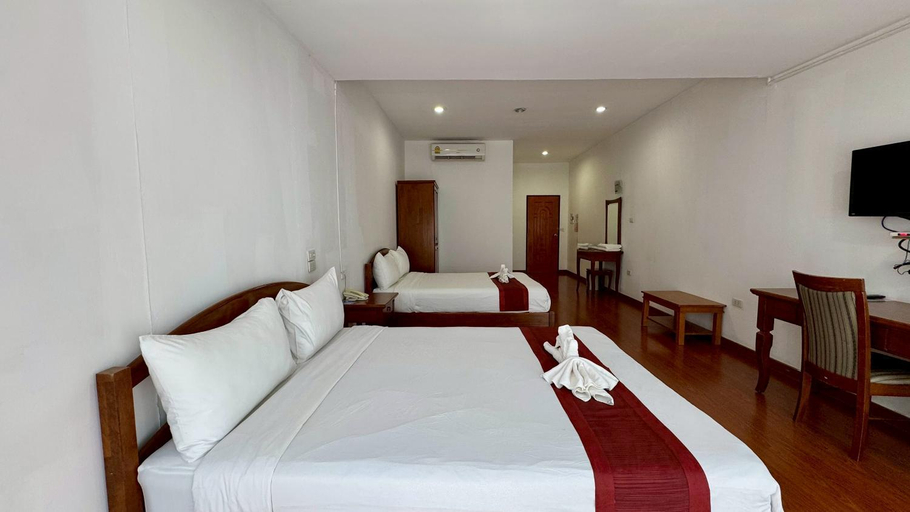 Bedroom 3, Baansuan Khunta Golf & Resort, Warin Chamrap